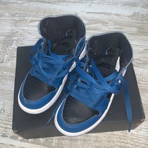 Jordan Preschool Retro 1 Blue Black White Sz 11C